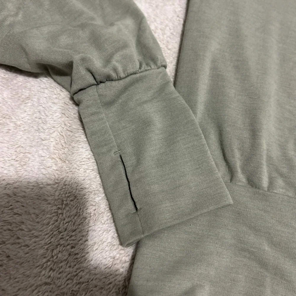 Nike Running Dri-FIT Top Womens XS Olive Green Thumbhole Long Sleeve 0585